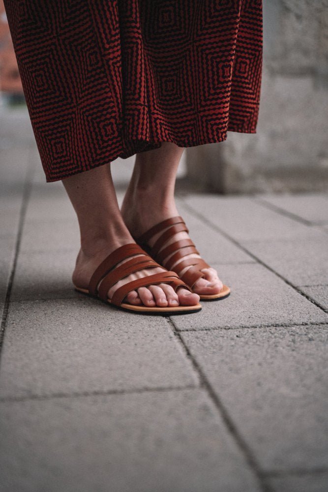 FLAQE Brown - ZAQQ Barfußschuhe